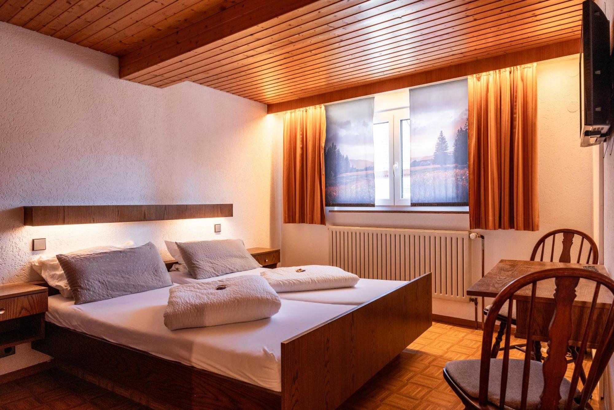 Gasthof Zum Ochsen Vohrenbach Bagian luar foto